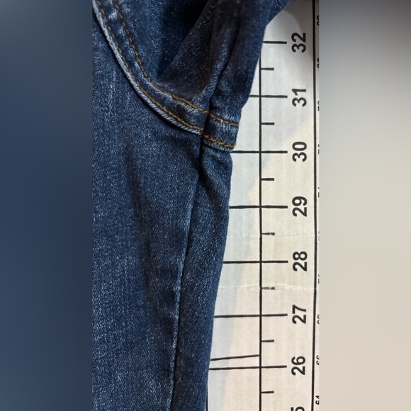 Kut From The Kloth Women’s Size 8 Floral Embroidered Catherine Boyfriend Jeans - Picture 11 of 12